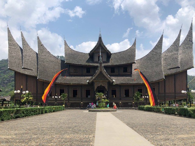 Read more about the article Museum Adityawarman, Jendela Budaya Minangkabau di Padang